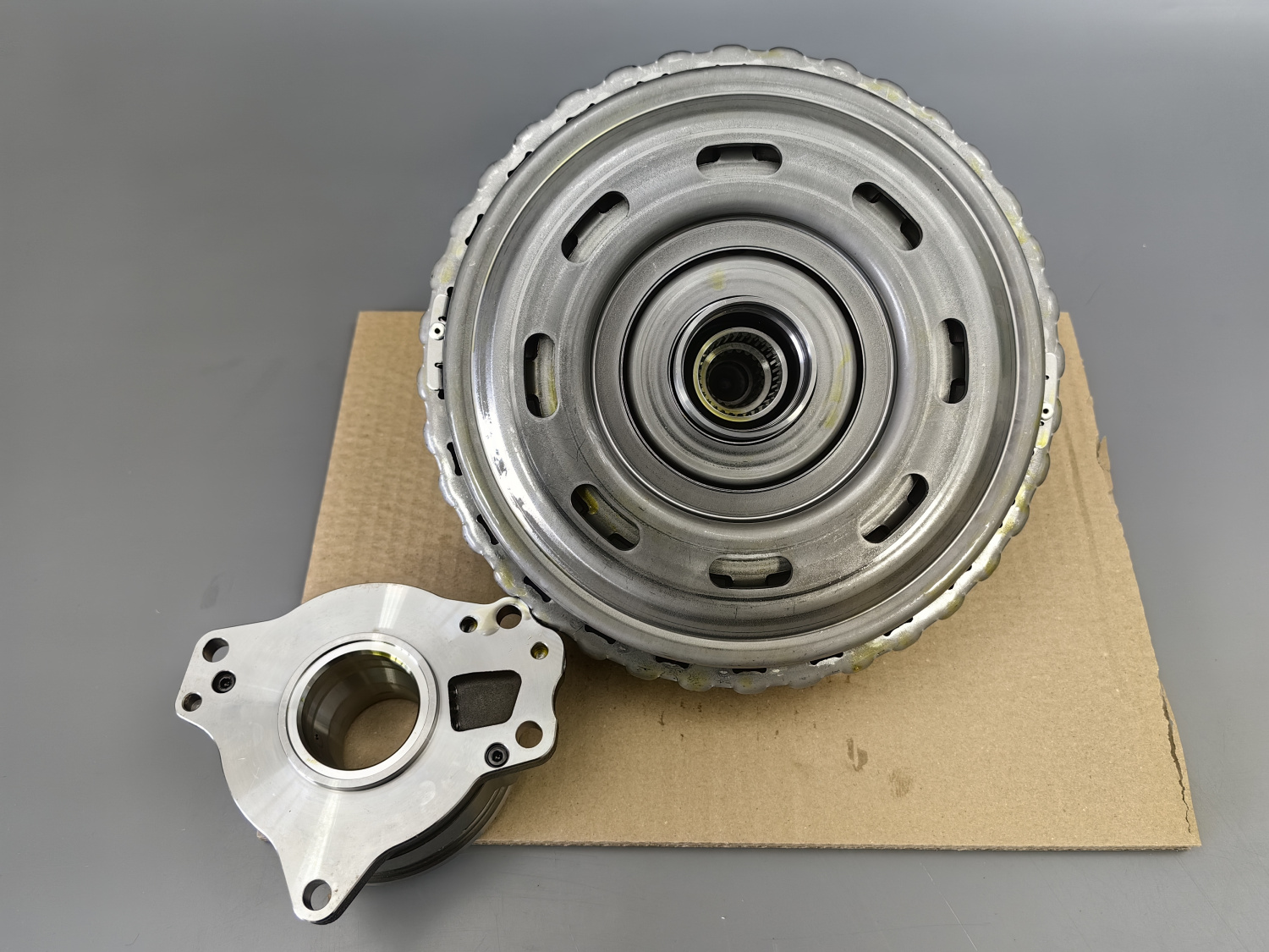 КОРЗИНА СЦЕПЛЕНИЯ В СБОРЕ 41000-2N520 KIA / HYUNDAI 1