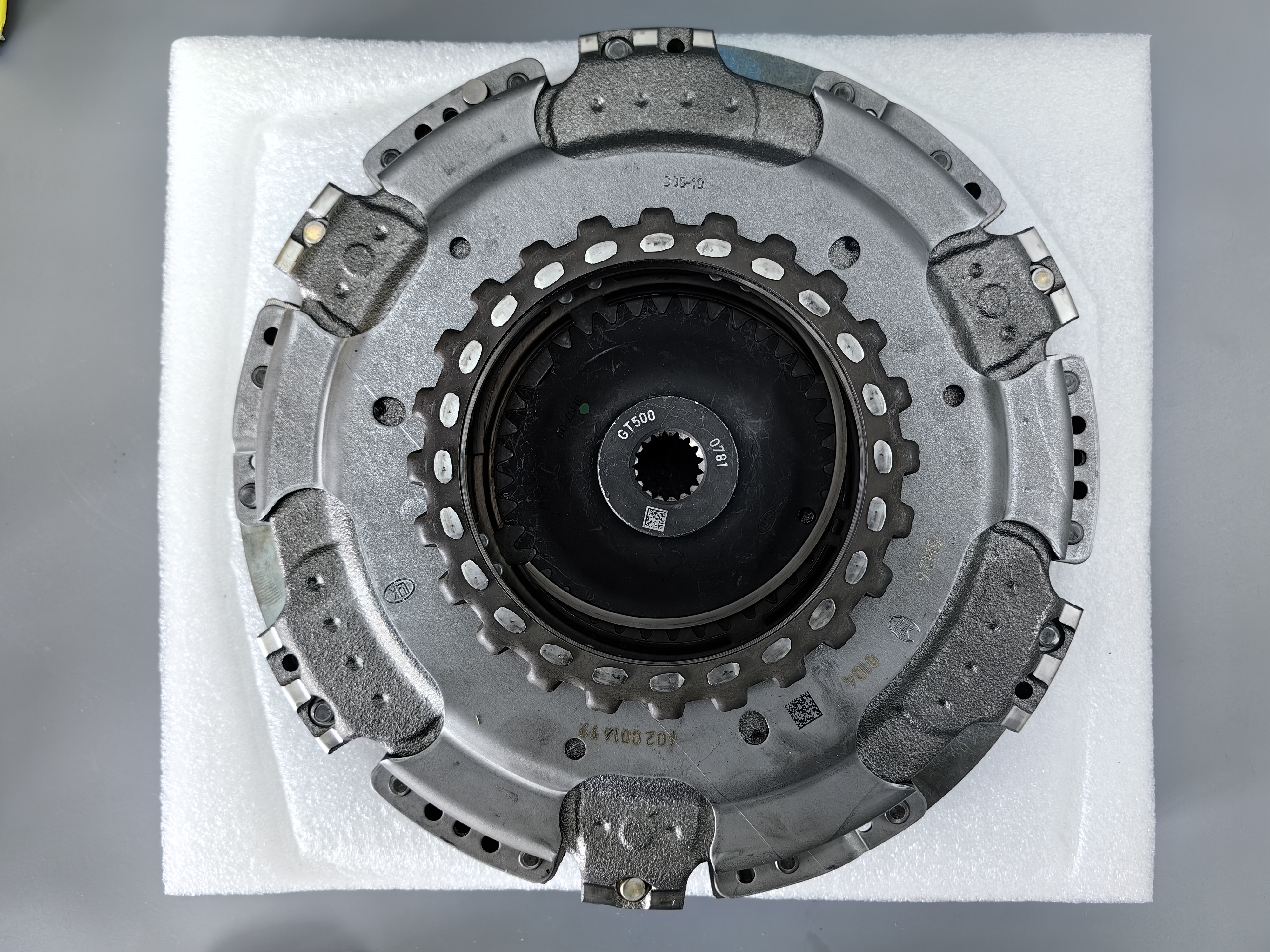 Комплект сцепления D6GF1 / 6DCТ250  KIA 6020016000 LUK 0